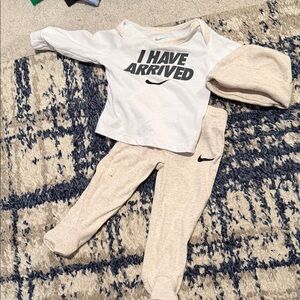 Nike Kids Cream Sweatpants and Top Set